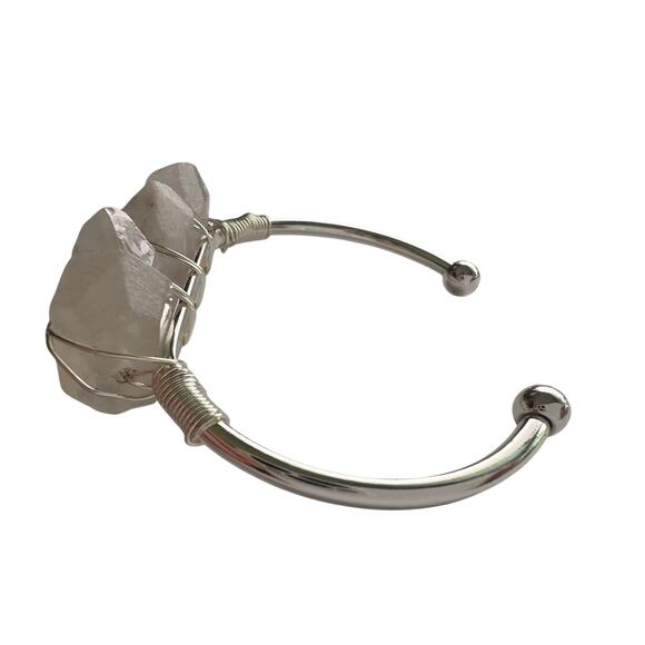 Kinsley Armelle Devi Collection Silver Quartz Bracelet - Picture 13 of 16